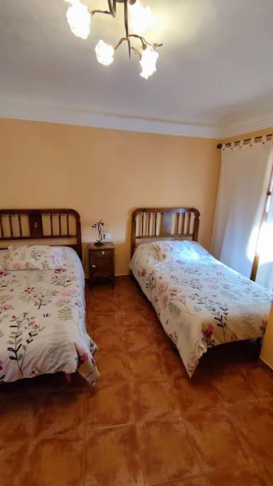 Casa Rural La Criva Crivillen Екстериор снимка